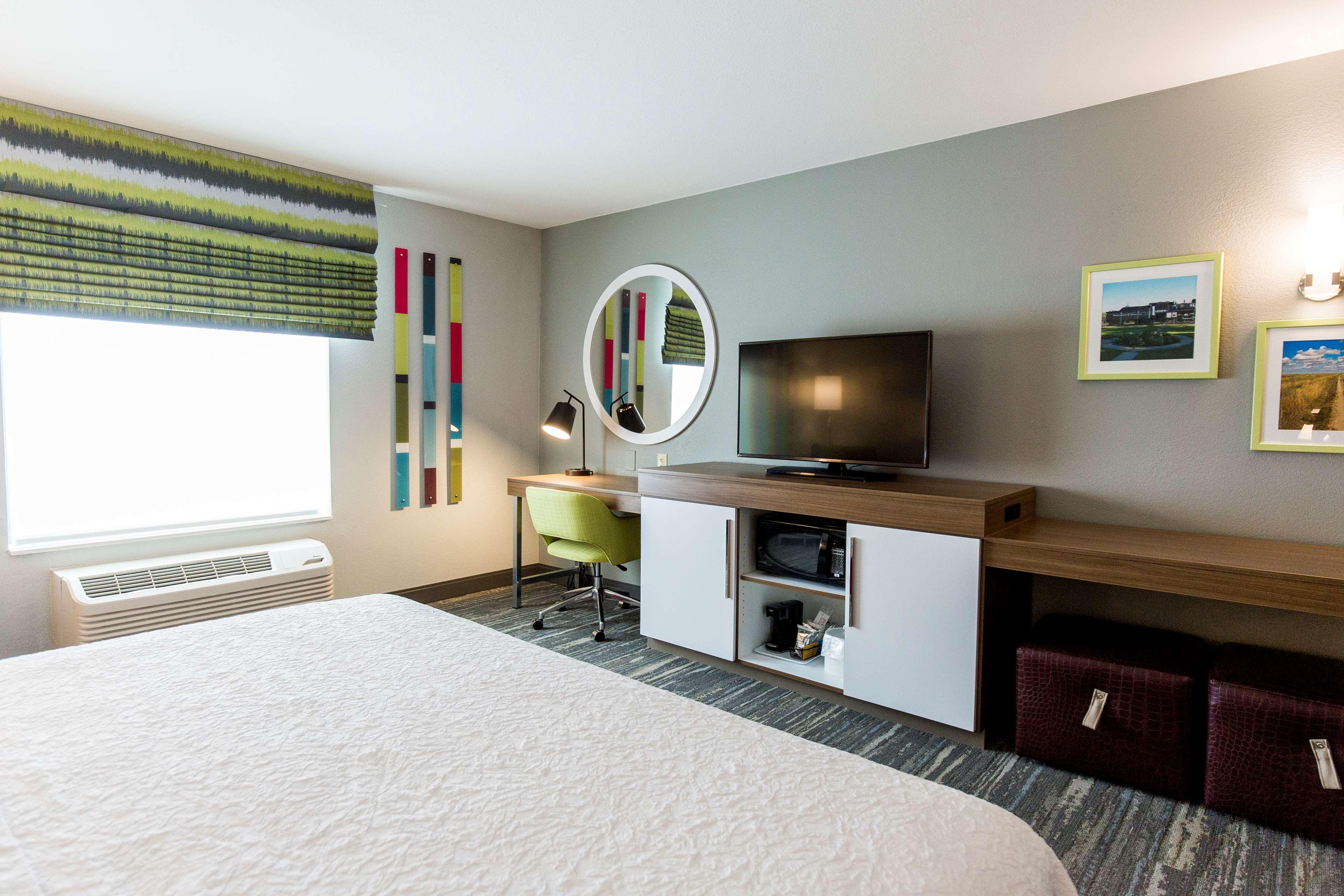 Hampton Inn Бисмарк Екстериор снимка