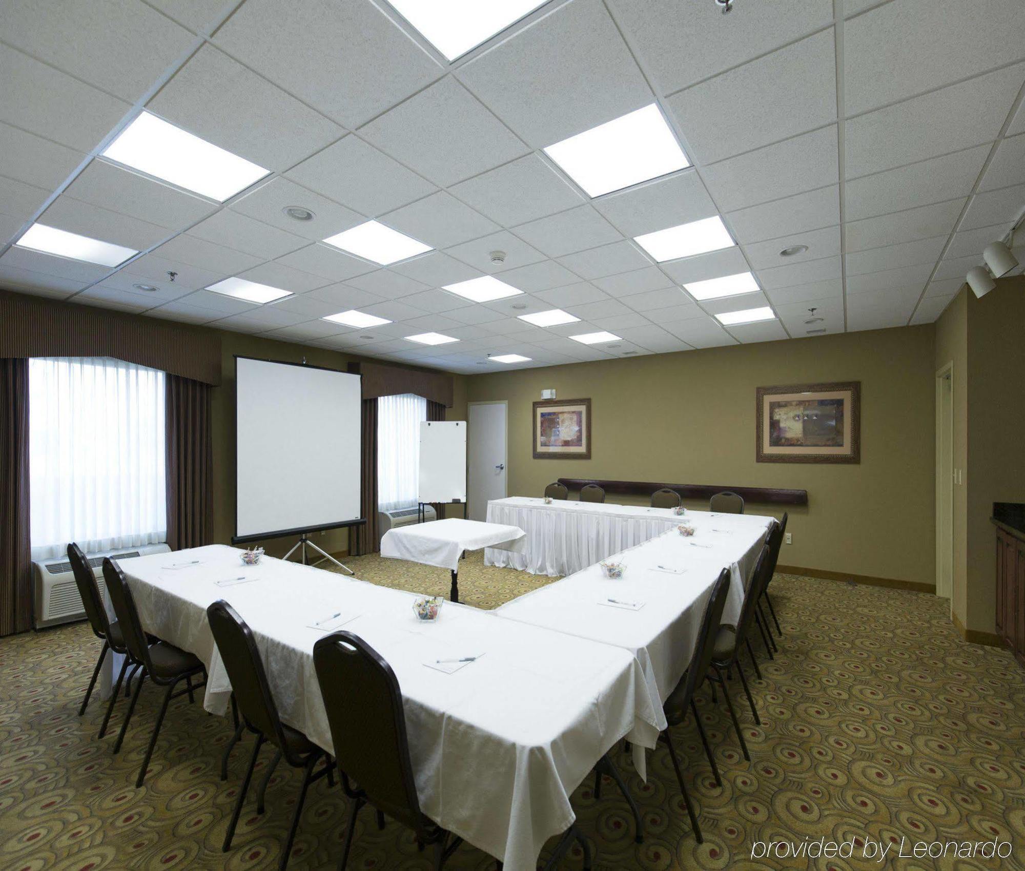 Hampton Inn Бисмарк Екстериор снимка